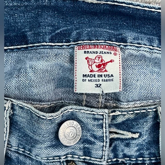 True Religion MEN size 32 good condition. - Picture 7 of 7